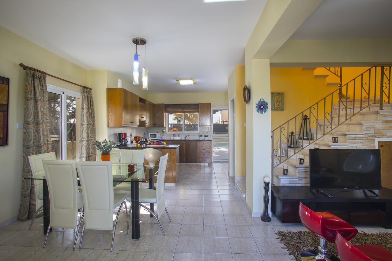 Ayia Napa Tropical Beach Villa Kültér fotó